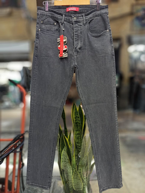 فروشگاه پوشاک بوتیک آرما 53 شلوار لی راسته خاکستری