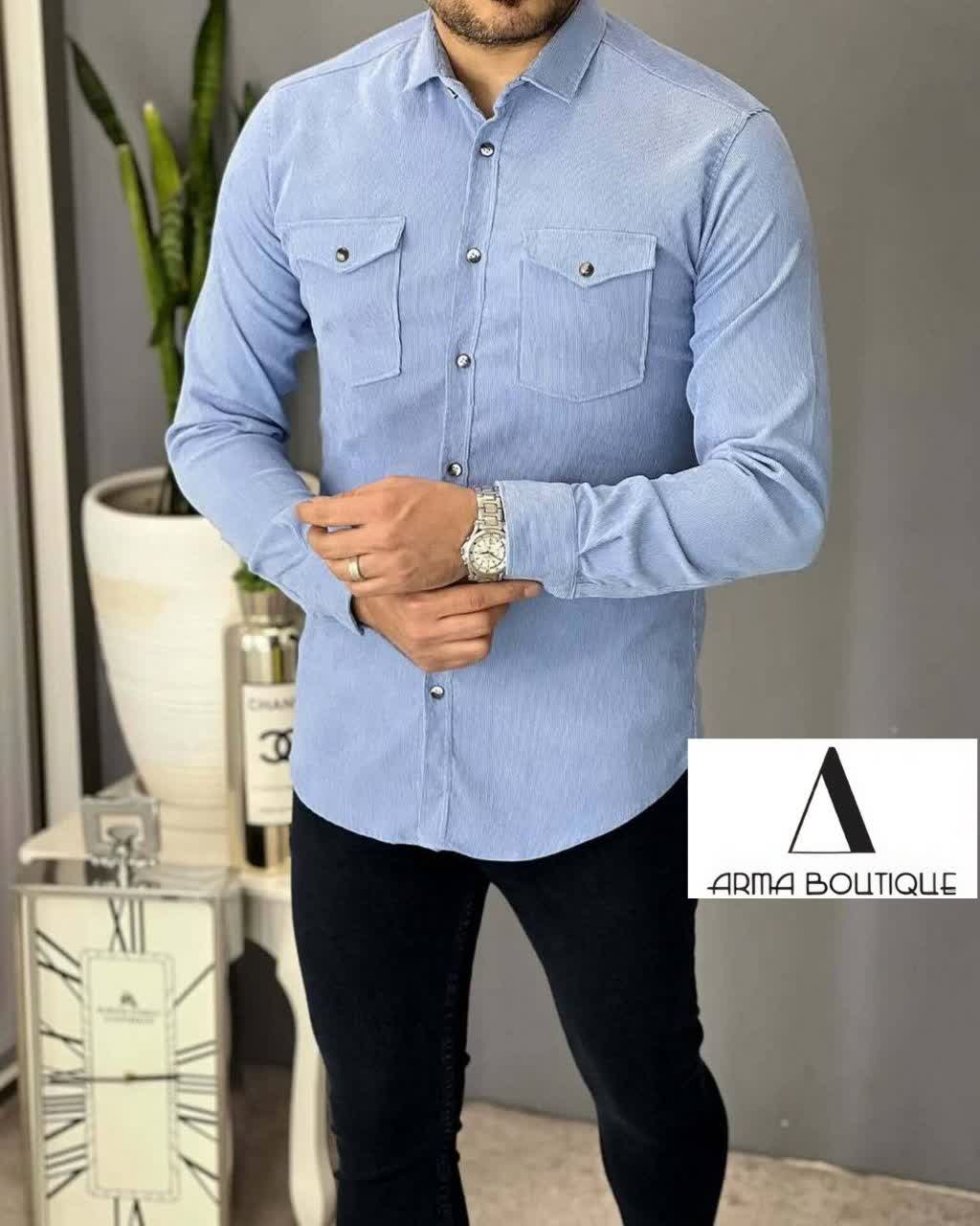 پیراهن کبریتی آبی روشن دو جیب؛ ترکیب اصالت، استایل و راحتی زمستانی